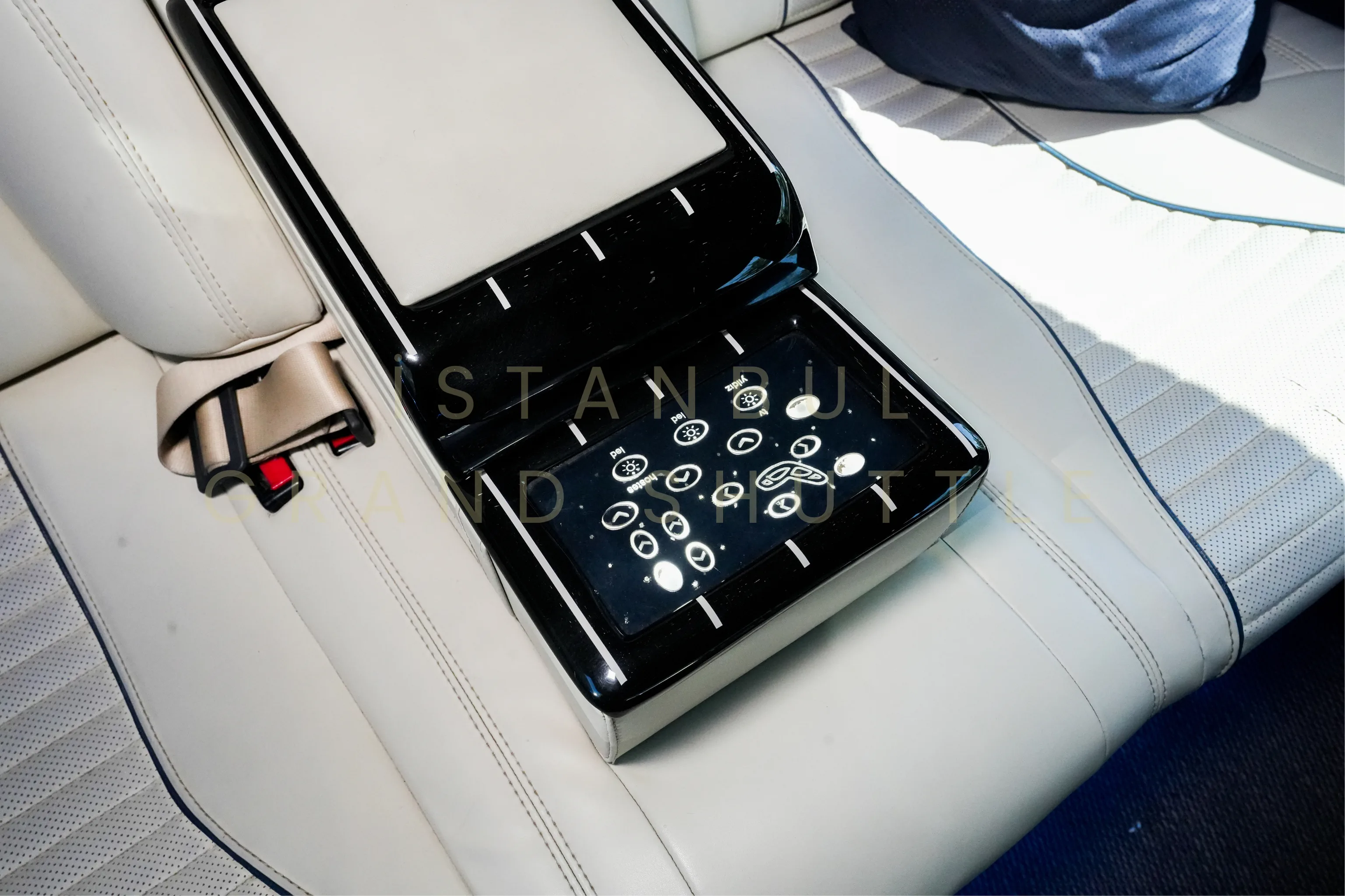 Maybach Mercedes Vito